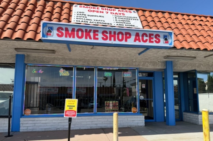 Smoke Shop Aces